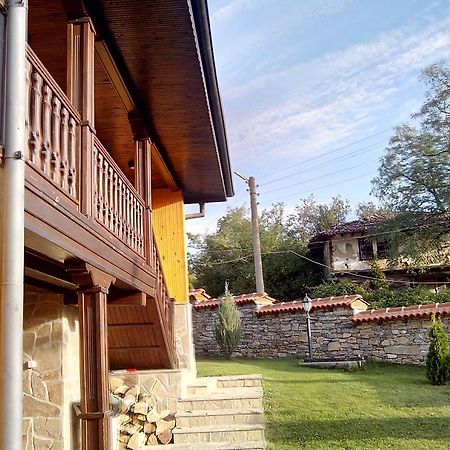 فندق Badevtsiفي  Sinabovite Houses المظهر الخارجي الصورة
