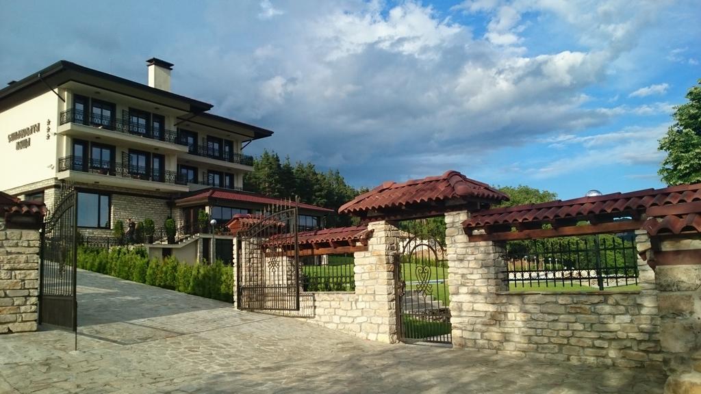 فندق Badevtsiفي  Sinabovite Houses المظهر الخارجي الصورة